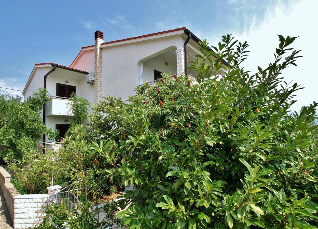 Apartments Eufemija Раб Экстерьер фото