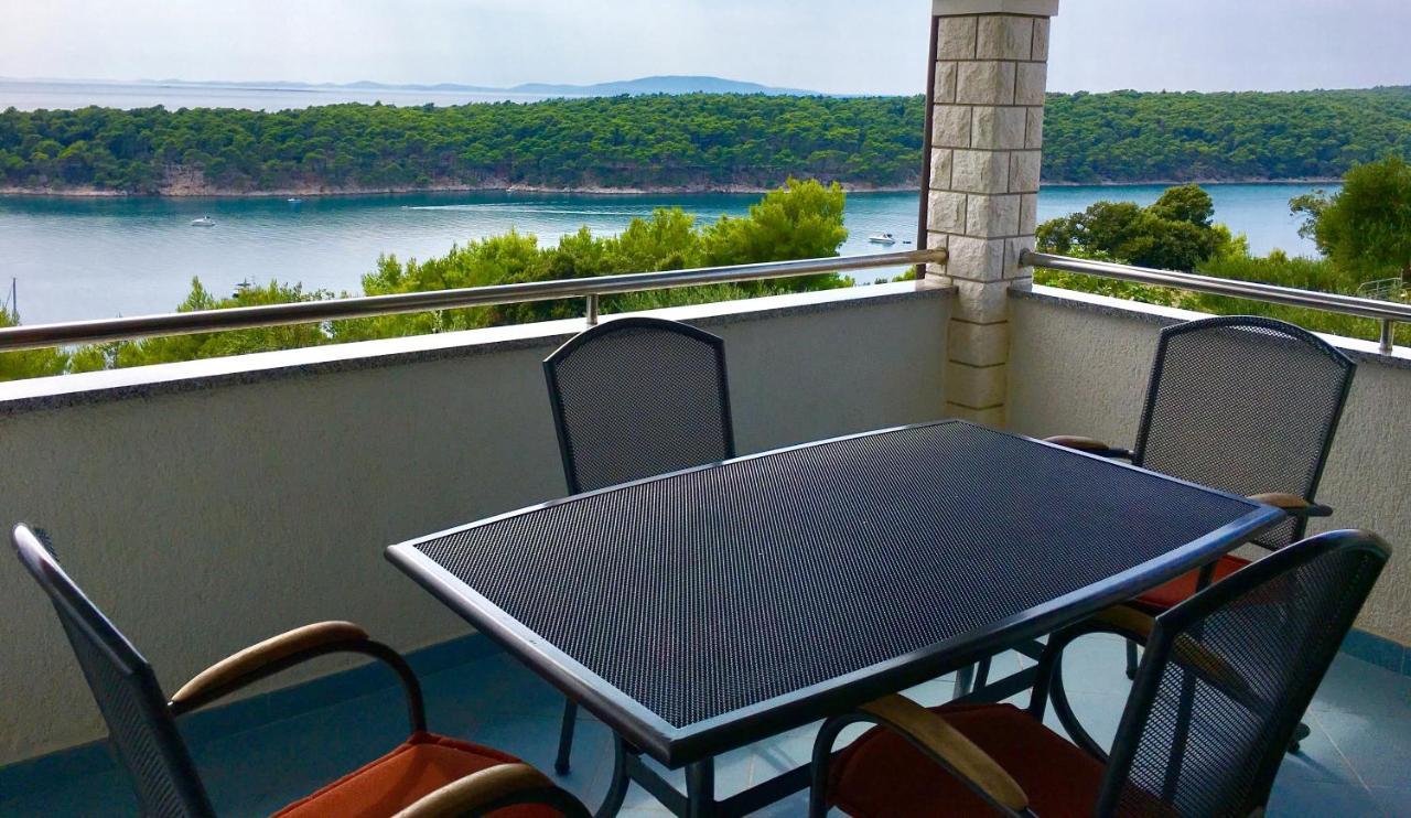 Apartments Eufemija Раб Экстерьер фото